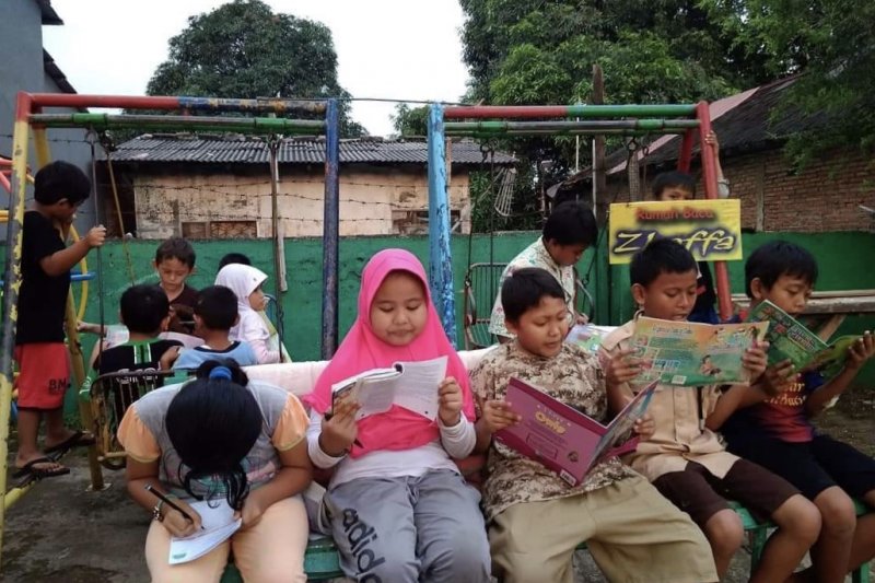 Pemerintah Akui Banyak Anak SD Desa Tertinggal Tak Bisa Baca